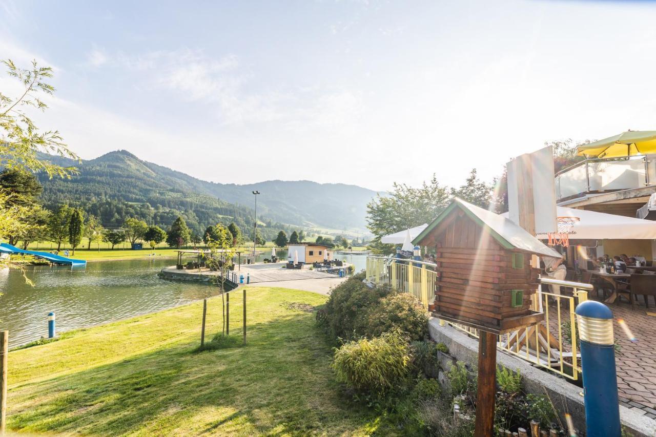 Chalets Am Badesee Lassing Lassing  Exteriér fotografie
